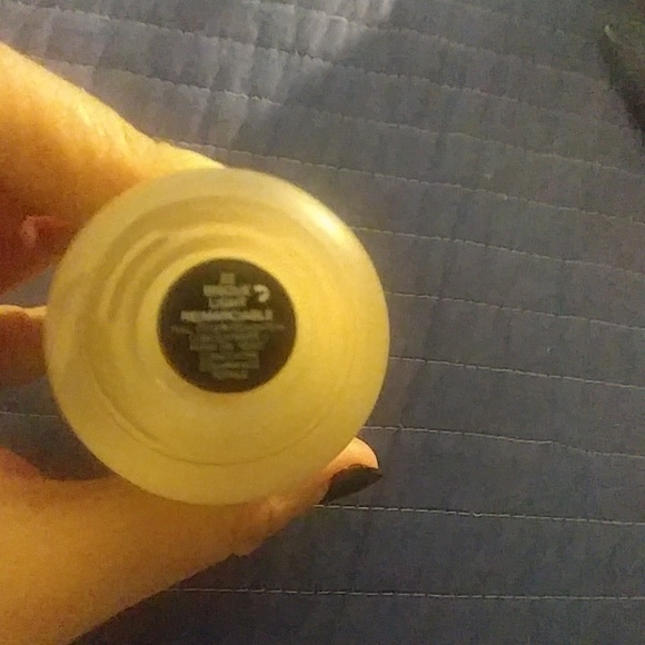 Marc Jacobs foundation 22 - Picture 4 of 4